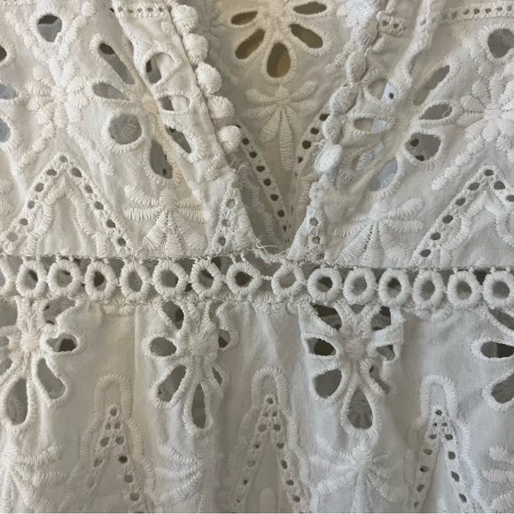 Kate Spade Sleeveless Floral Eyelet White Top Size Small - Picture 7 of 16